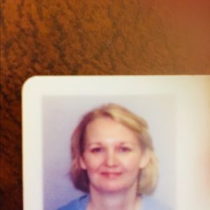 Meet your Posher, Mona